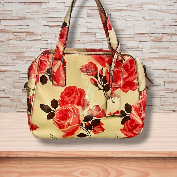 Bougie Bella's Show Giveaway 🐶 - Picture 13 of 14